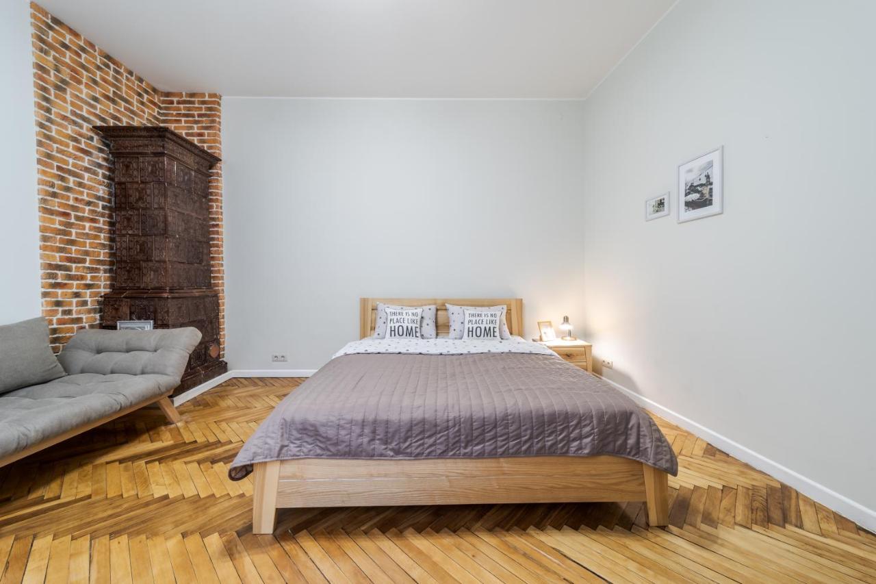 Inshiapartments On Teodora Square Lviv Extérieur photo